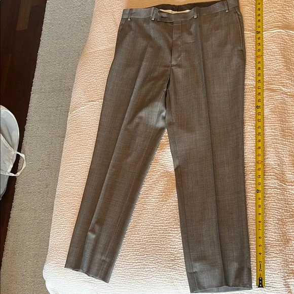 Calvin Klein Men's Gray Two-Piece Suit Blazer & Pants - Picture 6 of 9